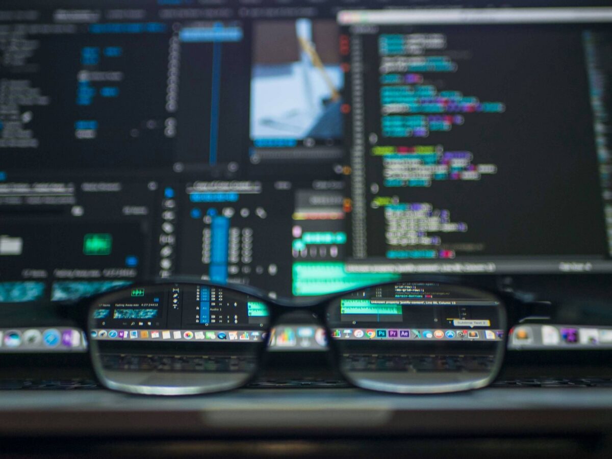 Las tendencias de asistentes de IA en 2025 que van a reconfigurar negocios y vida cotidiana | 2