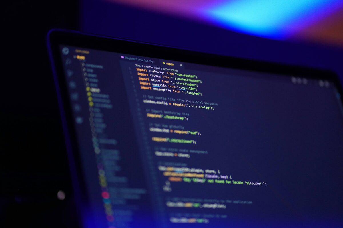 Imagen del artículo sobre Las ventajas de externalizar el desarrollo de software: guía completa para 2025