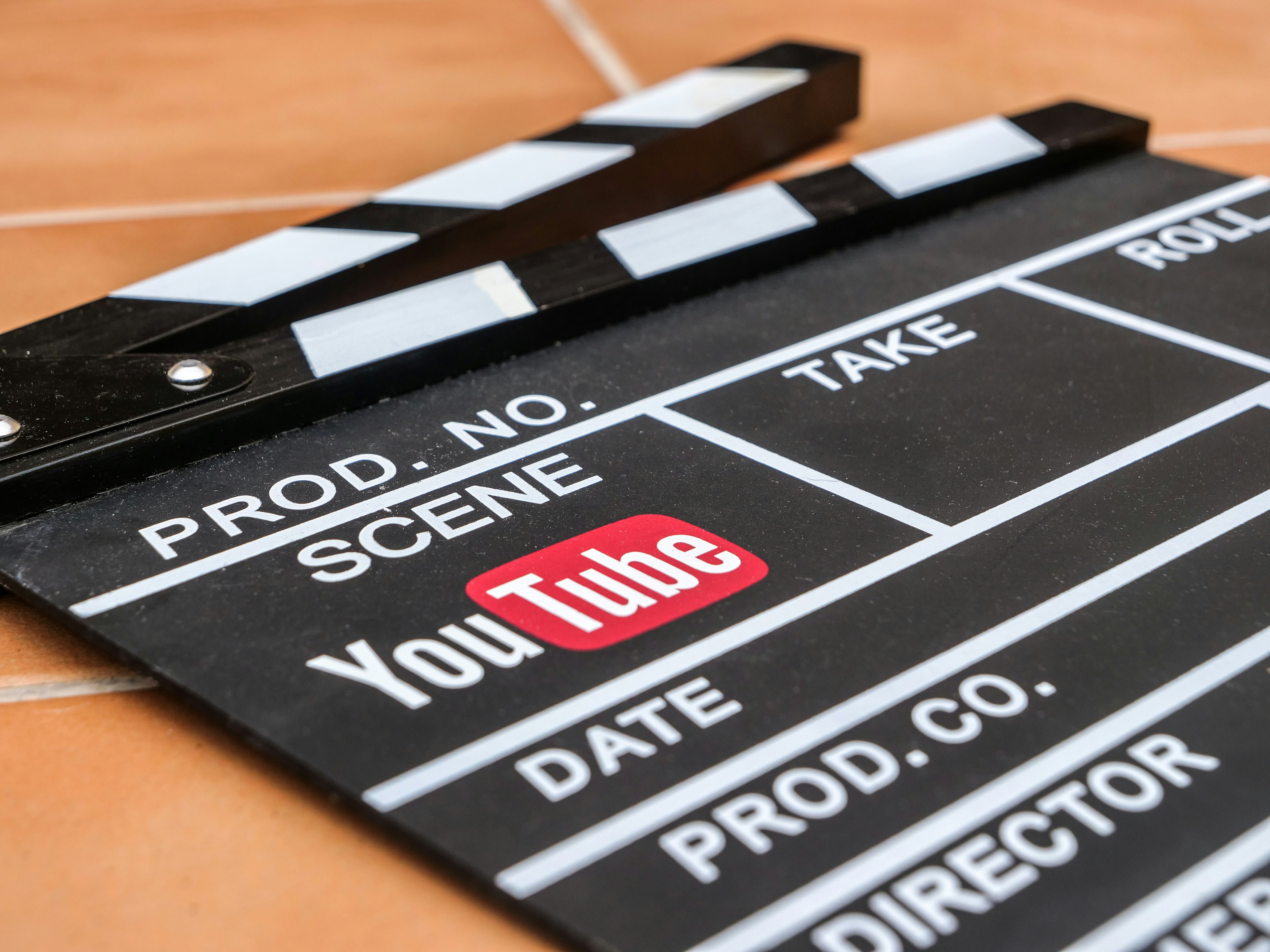 Guía completa sobre cómo hacerse viral en YouTube en 2025 | 7