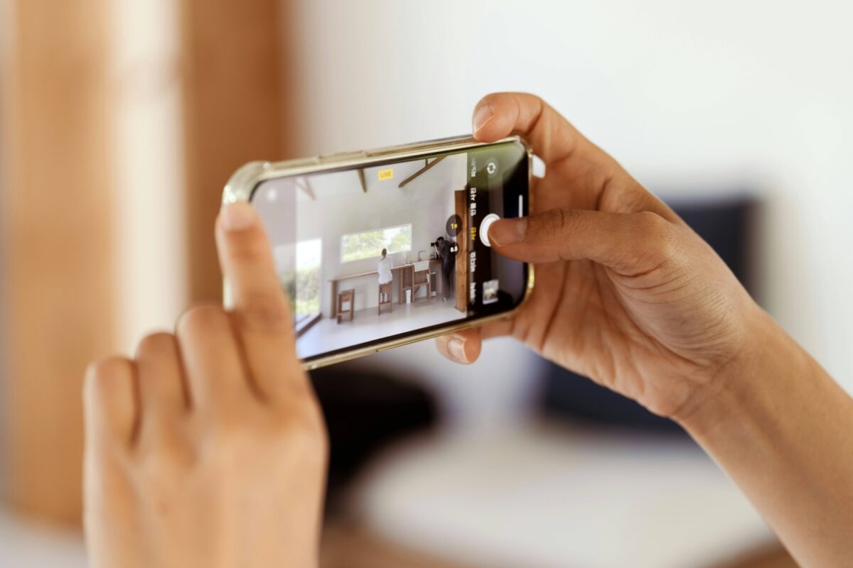 Revolución del desarrollo de aplicaciones móviles con interfaces sin pantalla conversacional y gestual | 5